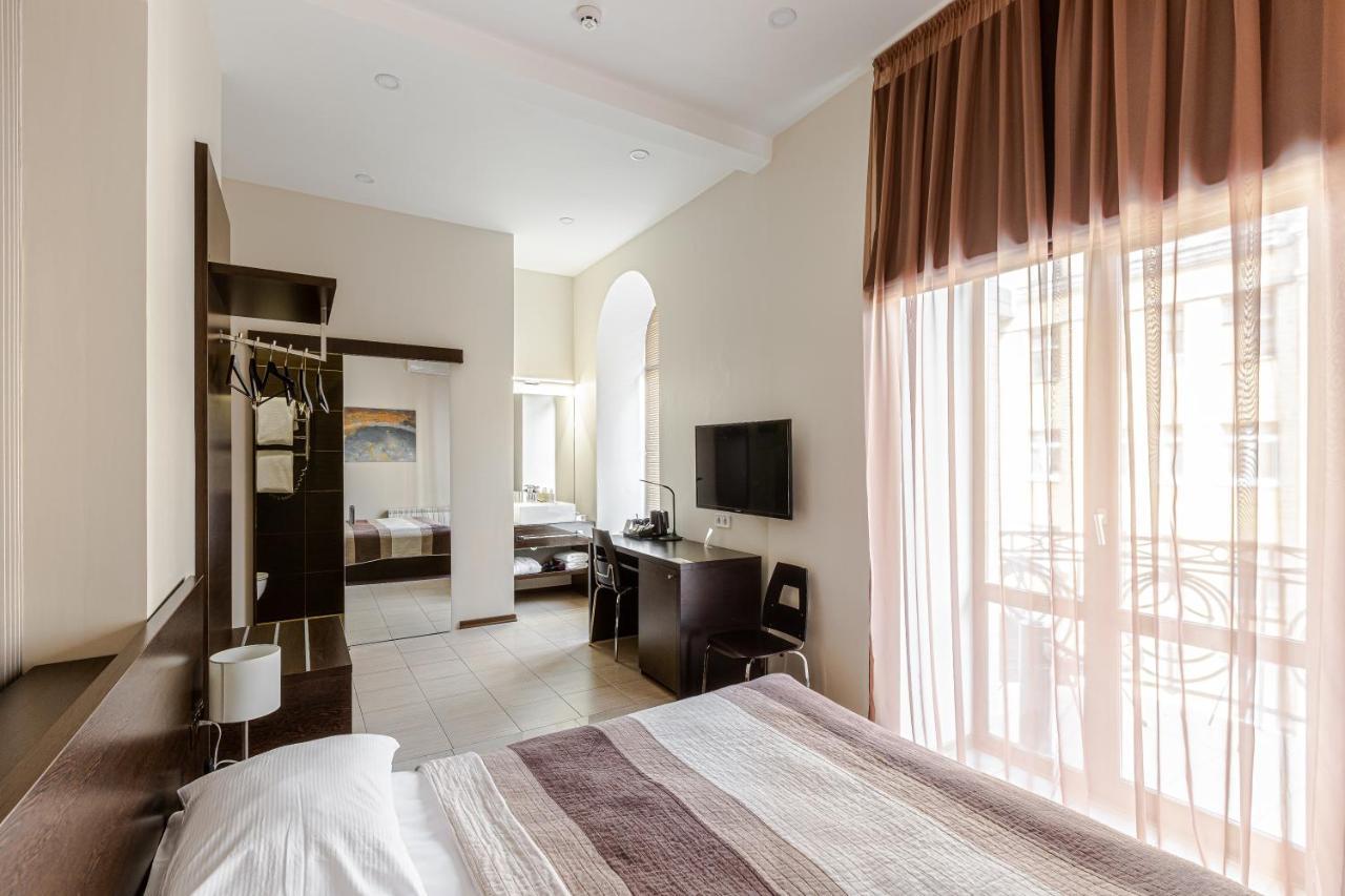 Aparthotel Senator Center 4*