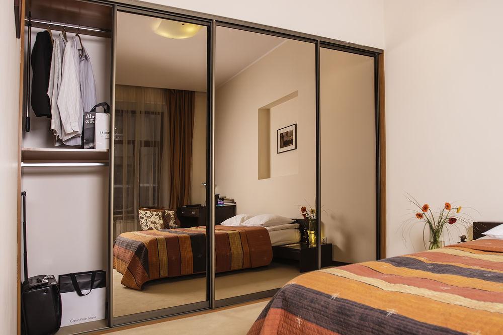 Aparthotel Senator Center 4*
